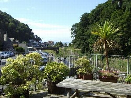 East Lyn House Bed & Breakfast 4*