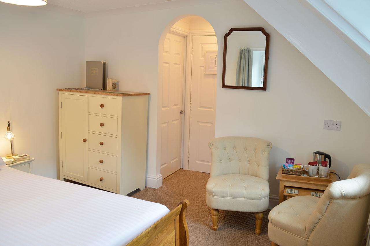 Bed & Breakfast East Lyn House